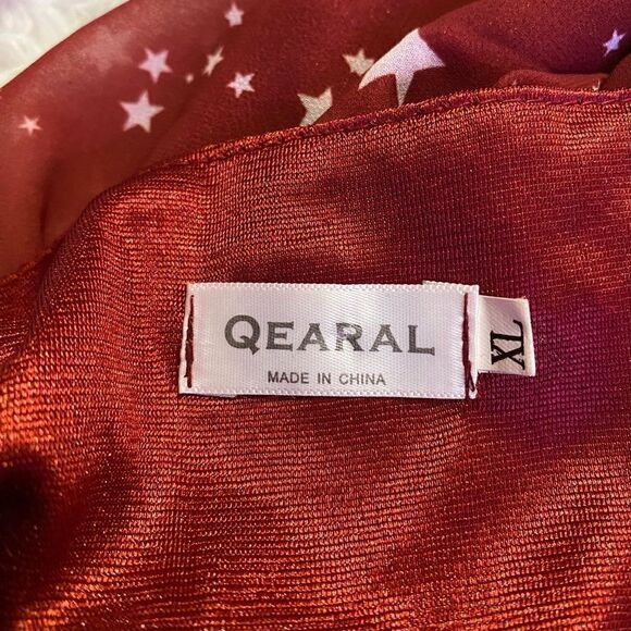Qearal Women’s XL Red w/ White Stars Blouse - Picture 5 of 5